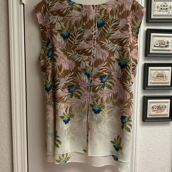 Cabi Parlor Top #5216 - Picture 3 of 4